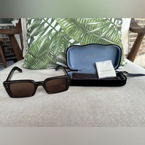 52mm Gucci Sunglasses